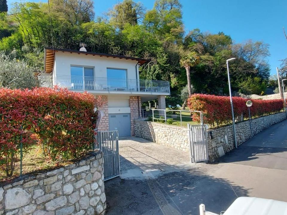 La Svolta Holidays Malcesine Bagian luar foto