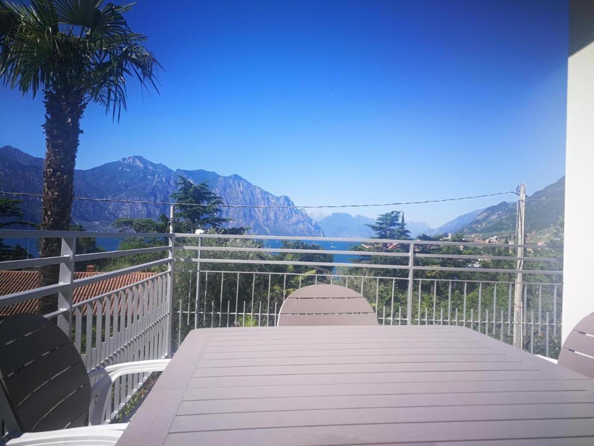 La Svolta Holidays Malcesine Bagian luar foto