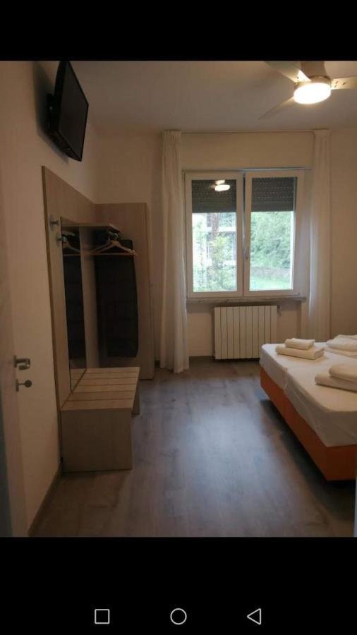 La Svolta Holidays Malcesine Bagian luar foto