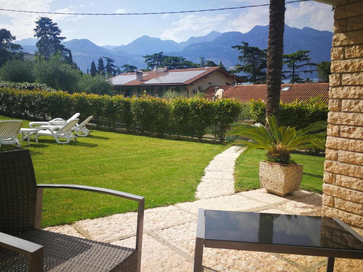 La Svolta Holidays Malcesine Bagian luar foto